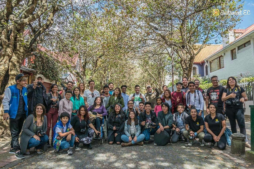 Instameet_EC's tweet photo. Así vivimos y disfrutamos el primer Instameet del 2018 junto con la comunidad #InstameetUio, gracias a los amigos en  #Quito que siempre nos acompañan y a los nuevos amigos que por primera vez se nos unen. #InstameetLaMariscal
Fotos Cortesía: @LissLoveMusic https://t.co/PEuU2WDDl1