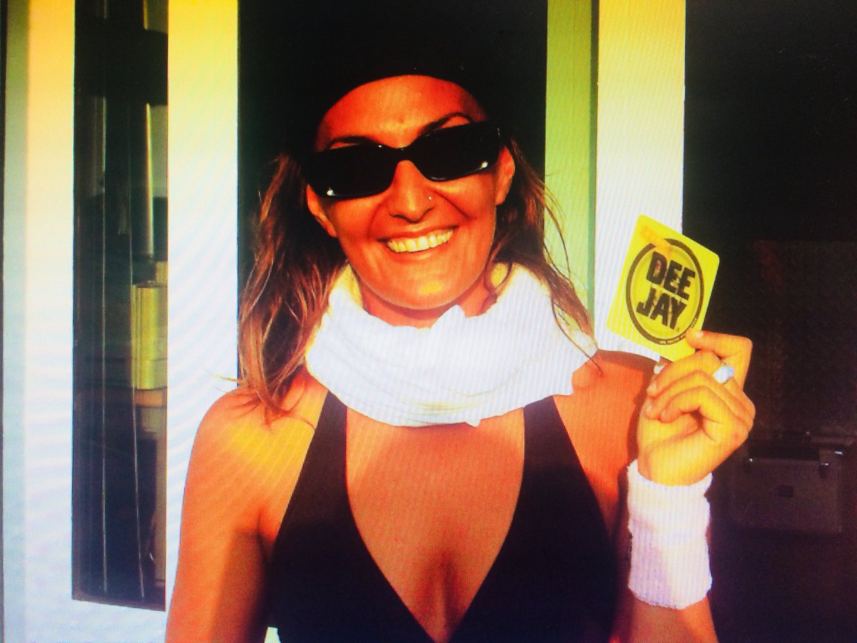 Riccione di tanti anni fa. Sempre con te. Auguri <a href="/radiodeejay/">Radio Deejay</a>. Sei la più bella del mondo ❤️