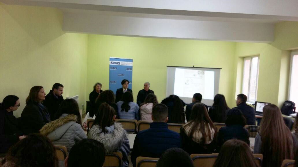 OSCEinAlbania's tweet photo. Students of Rrëshen's high school discuss #humanrights violations during #Albania’s #totalitarian regime with former politically persecuted people, and talk about dissident and writer Musine Kokalari in an event organized by @OSCEinAlbania
#WeStartTalking https://t.co/bOMvc29lqY