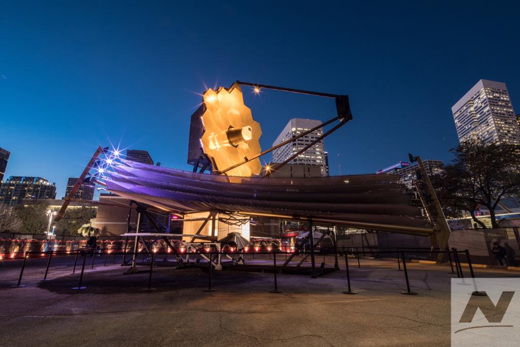northropgrumman's tweet photo. #TBT Last year, a full-scale model of @NASAWebb (#JWST) was on display in Houston at #SuperBowl LI. JWST's infrared sensitivity will help to compare the faintest, earliest galaxies to today's grand spirals &amp; ellipticals, so we can learn how galaxies form over billions of years. https://t.co/y6AH9mrUXc