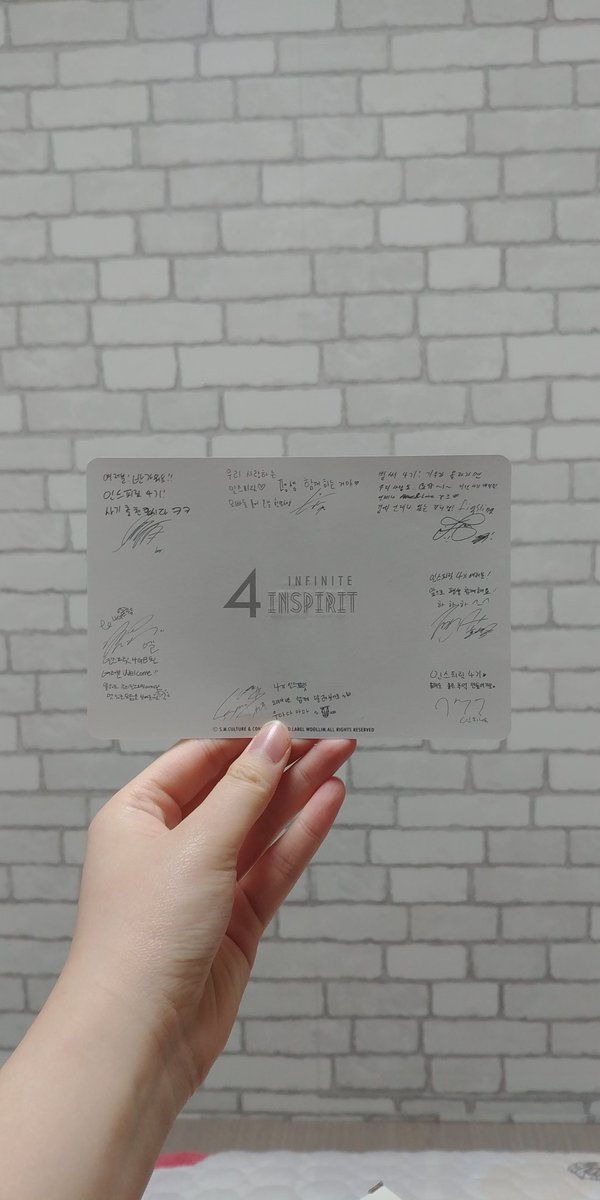 thebigissue2's tweet image. 인피니트 응원봉(리뉴얼전) 운포 17000원/건전지 포함/안전포장
#인피니트 #여봉 #인피니트물품 #인피니트굿즈 #응원봉