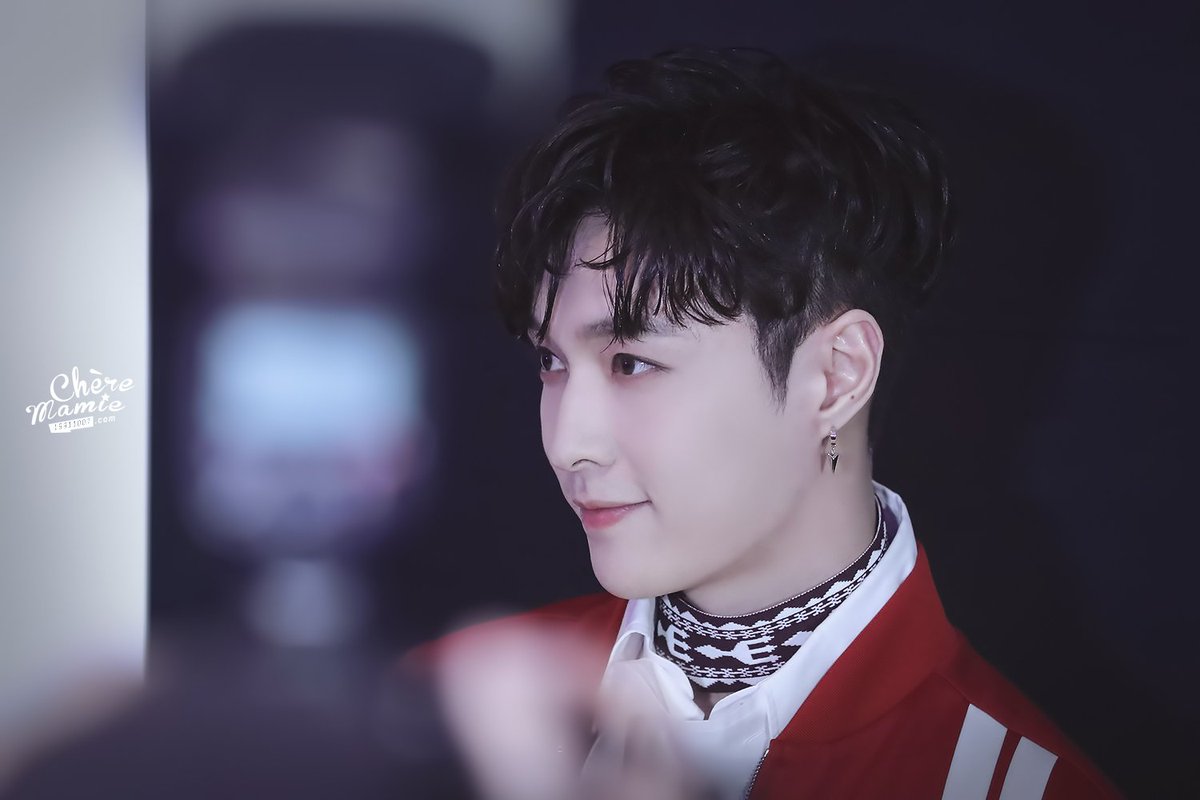 knockknock0408's tweet photo. [DL] 180126 LAY cr.CHERE MAMIE_9P
LINK >> https://t.co/M7ymMBS5vL https://t.co/X7lHMFEnOd