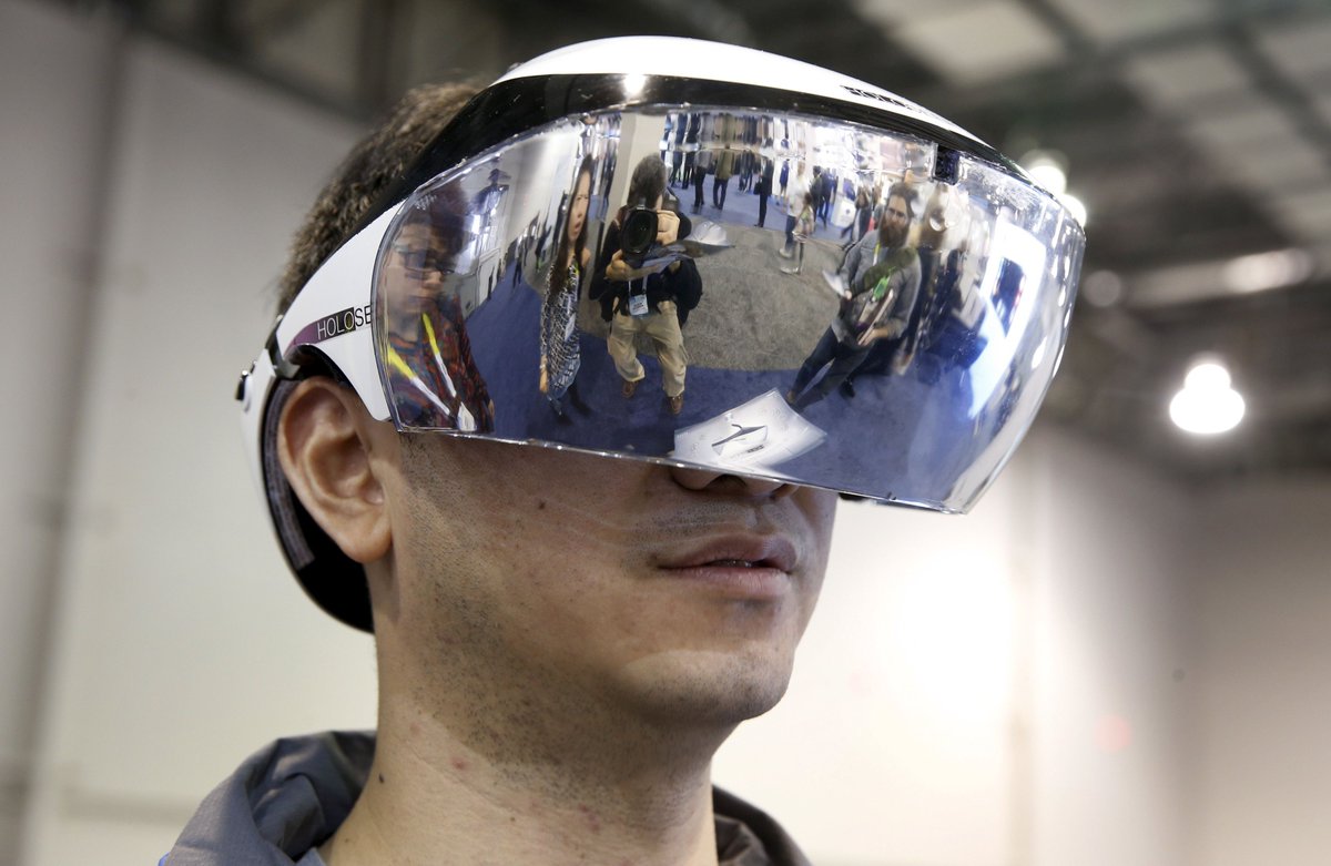 wef_es's tweet photo. 10 predicciones que demuestran que en 2018 la tecnología se volverá humana https://t.co/8qrtLBVFER https://t.co/ZRctClLHKc