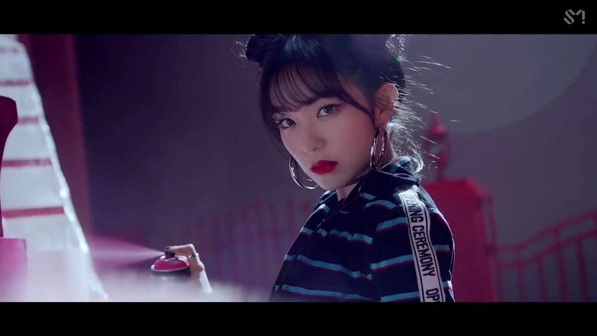 Redvelvet の新曲Badboy 、良い意味ですごく裏切られた感じ。曲も良い