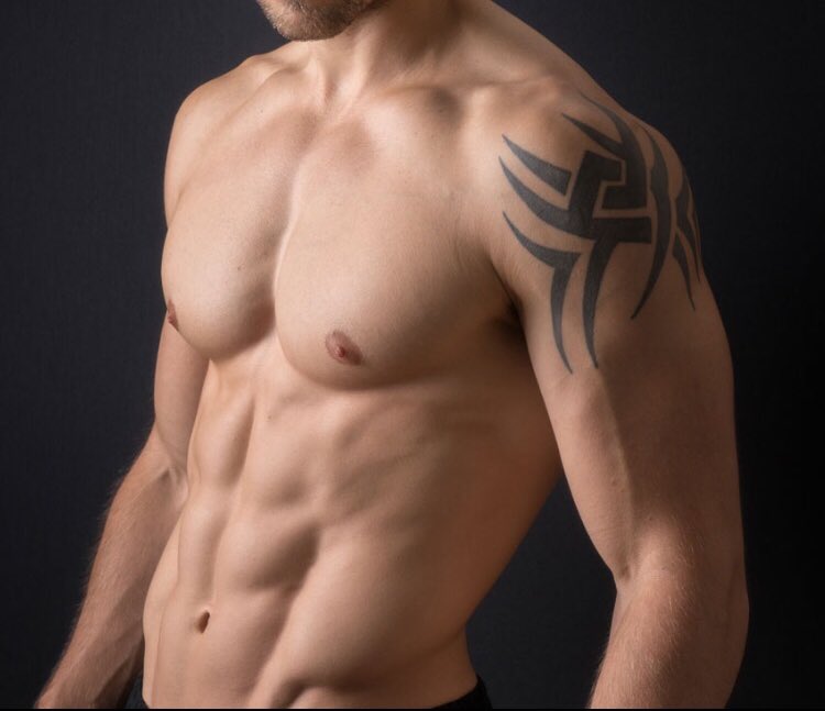 alexcrockford's tweet photo. My #CrockFitAbs plan is a 3 week gym based plan, available worldwide, and it’s only £18! Click the link to learn more! https://t.co/WCnbaa5r5z https://t.co/d8mmBT7XCH
