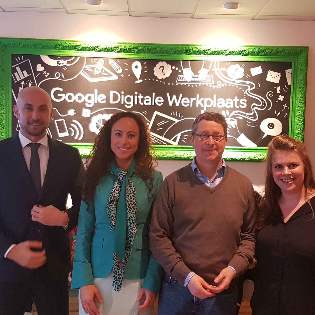 Festival Makkelijker maken moeilijk zakia boucetta on Twitter: "Opening pop up Google Digitale Werkplaats in  Amsterdam-Zuidoost met Gabriëlle Snijder; marketing manager Google Benelux  en Pim Fletz, directeur Google NL. Ik ben blij dat het gelukt is