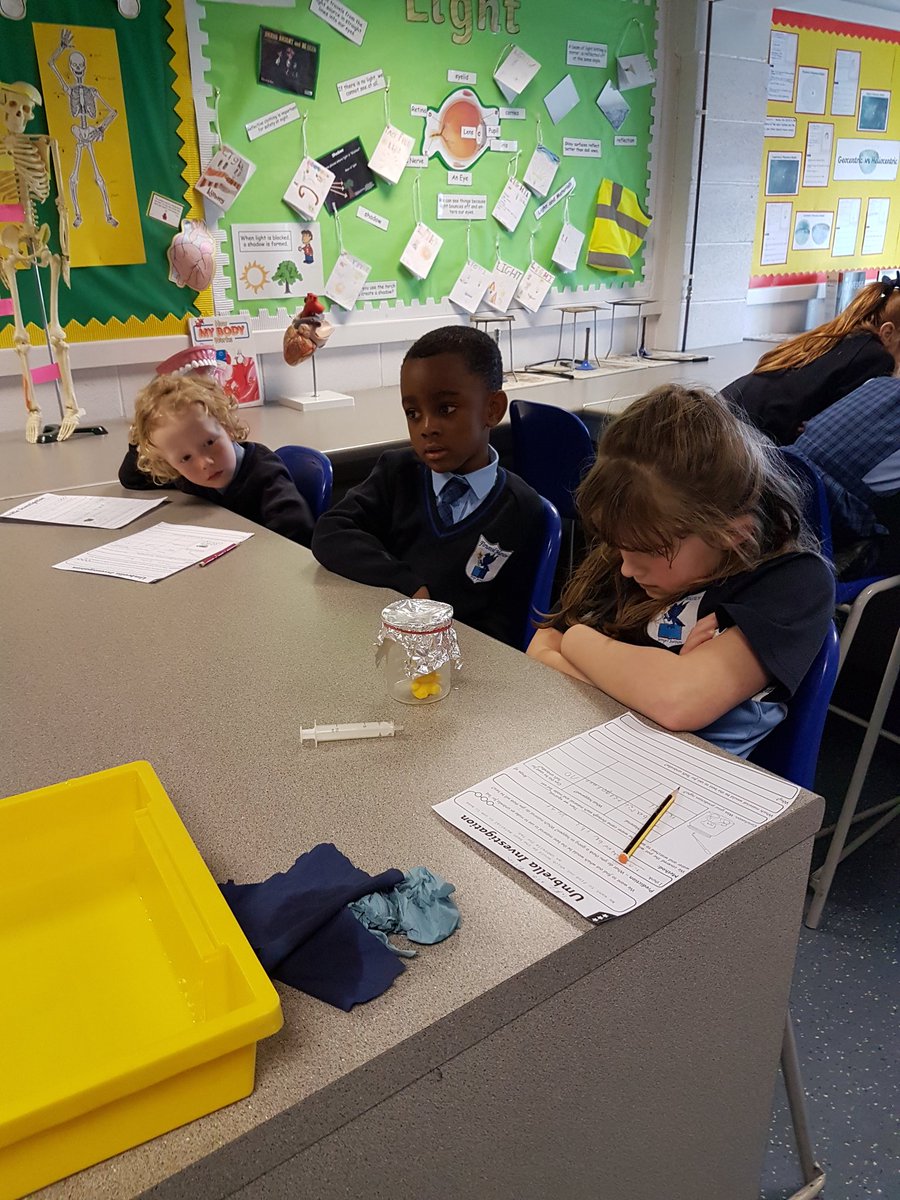 TheChadderton's tweet photo. Poor Ted, it's raining.
In Pre-prep 1 and 2 we have been investigating materials in our science lab. We had to discover which material would be the best to make an umbrella to keep Ted dry.  Plastic is the best. It is light, strong and waterproof. #fmsyear1and2 #fmsscience https://t.co/NacZq1Pki3