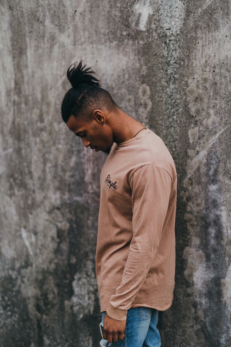 simpleclothing's tweet photo. Long sleeved t-shirts, perfect for the winter. 
•
•
•
Buy online now at https://t.co/RNBuI26UJA
#streetwear #fashionblogger #ukfashion #simpleclothinguk https://t.co/J43y1l7gaZ
