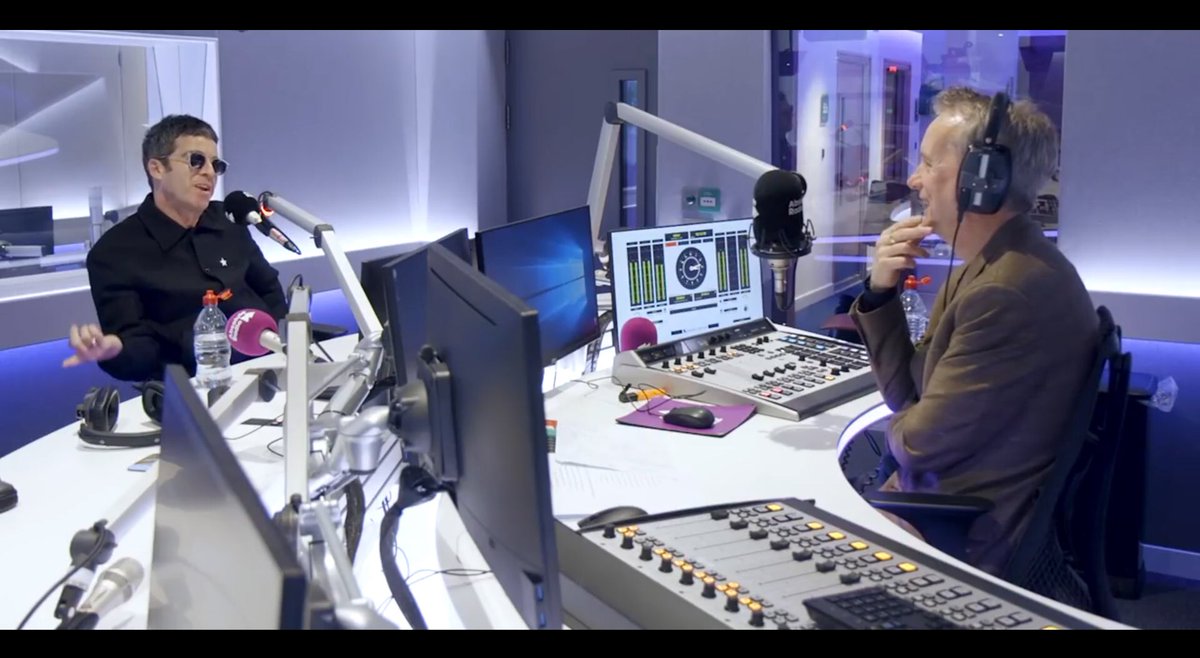 AKAdesignuk's tweet photo. Great to see one of our custom rise & fall Radio desks in action at @absoluteradio flagship London Studio .... See the video at https://t.co/kuPDgTBQK5 #radio #radiostudio #studiofurniture #radiodesk #absoluteradio #soho #studiolife https://t.co/v3gAN5d8di