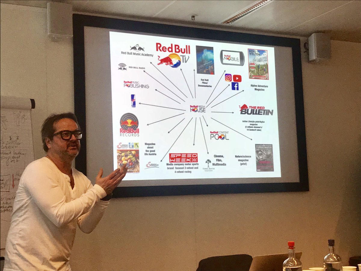 devriesmaarten's tweet image. Inspirerende training contentcreatie &amp;amp; storytelling van de storyteller himself @corhospes met o.a. mijn fav case #RedBull #frankwatching