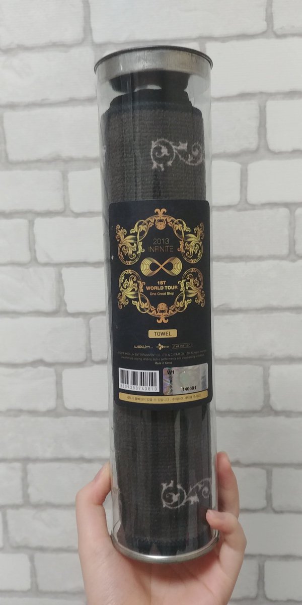 thebigissue2's tweet image. &amp;lt;2013월드투어응원타올&amp;gt;
첫월드투어 공식응원물품 응원타올 판매합니다 운포택포 12000원이구요!  상태확인해주세요~!