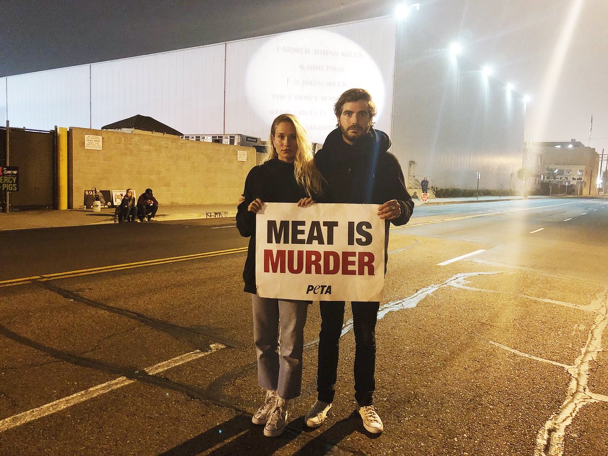 meganofficiel's tweet photo. Stop eating animals. 🐷🐮🐣🐔 https://t.co/vEVMmJbMDd