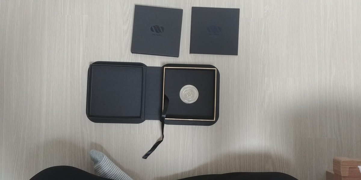 thebigissue2's tweet image. &amp;lt;인피니트 디오리진&amp;gt;
운포택포 20000원에 팝니다/ 메달 은색/ 상태좋아요!!
#디오리진 #인피니트 #인피니트디오리진 #INFINITETHEORIGIN