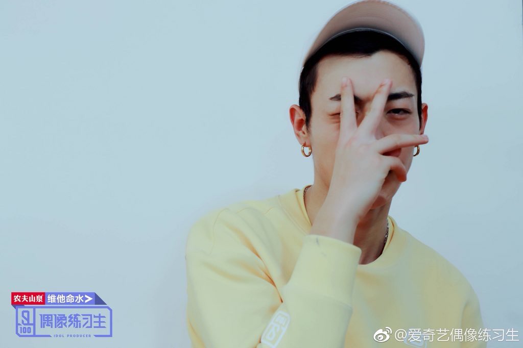 2CHENGTHAILAND's tweet photo. (☁️) เวยป๋อของรายการ #IdolProducer อัพเดทรูปเฉิงเฉิงมาสเตอร์นิมกับไอดอลปู่ฝาน🤣

#CHENGCHENG #판청청 #范丞丞 #FANCHENGCHENG https://t.co/DFNr6IOzdo