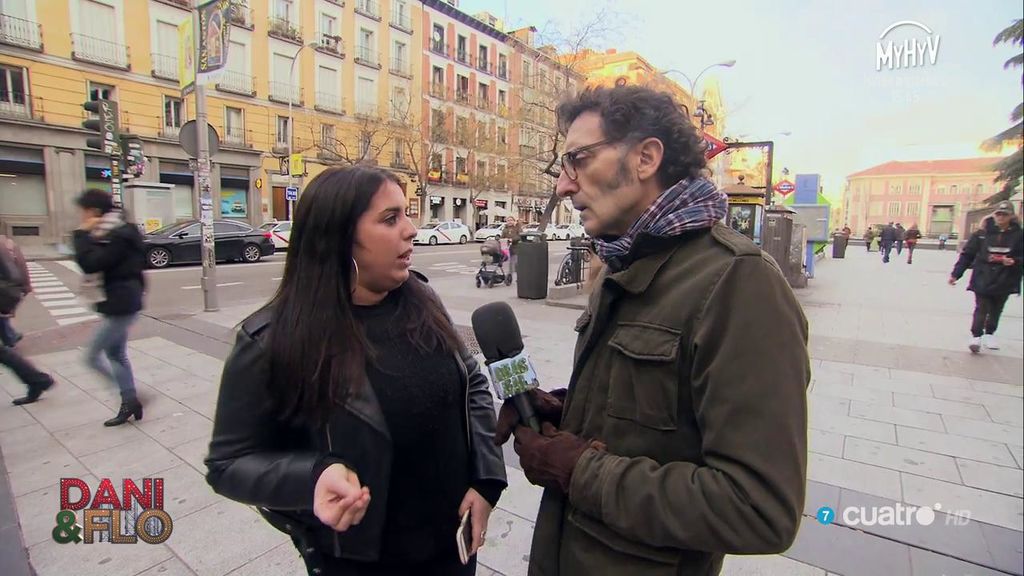 .<a href="/javierabascal/">Javier Abascal</a> y su peculiar forma de ligar: recomendar supositorios #DaniYFlo232 bit.ly/2E3K5Ng