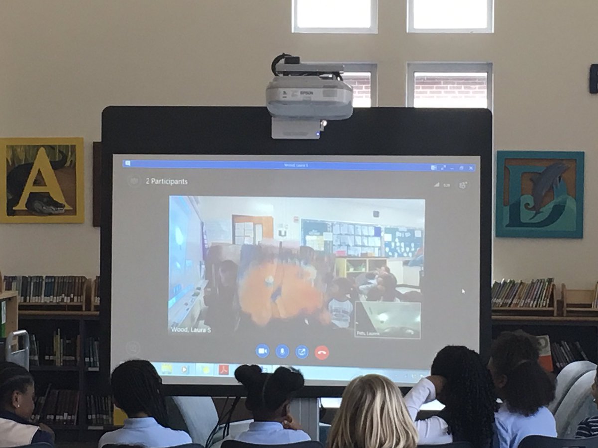 DSESMediaCenter's tweet photo. 2nd graders being good listeners during a Skype story with Roswell North for #WRAD18 @mspittsDSES @CastagnaDSES @KristenStoll6 @DunwoodySprings https://t.co/TCApZQrGKy