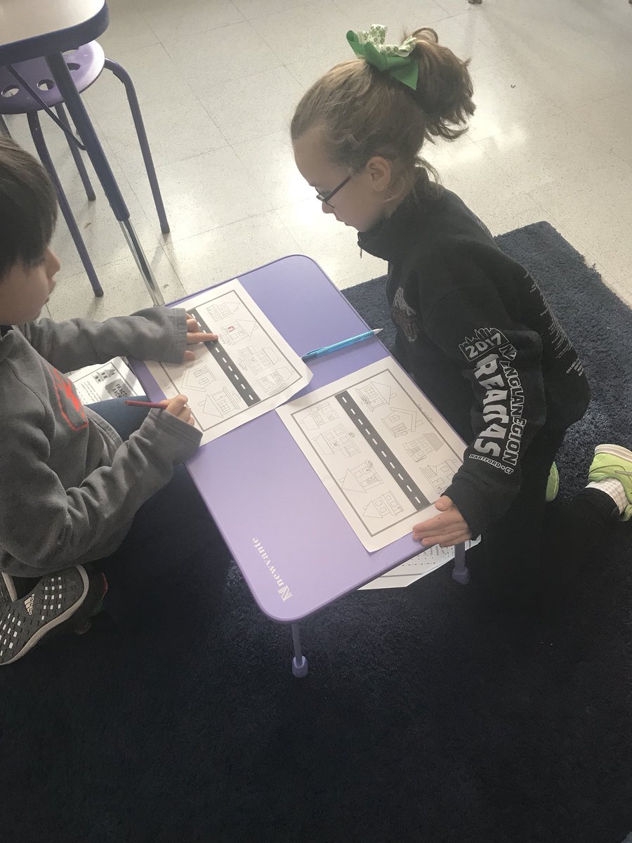 MrsRizzo3's tweet photo. Kids love their new bed tray tables. #gettingourworkdone https://t.co/iXsCucCY4d