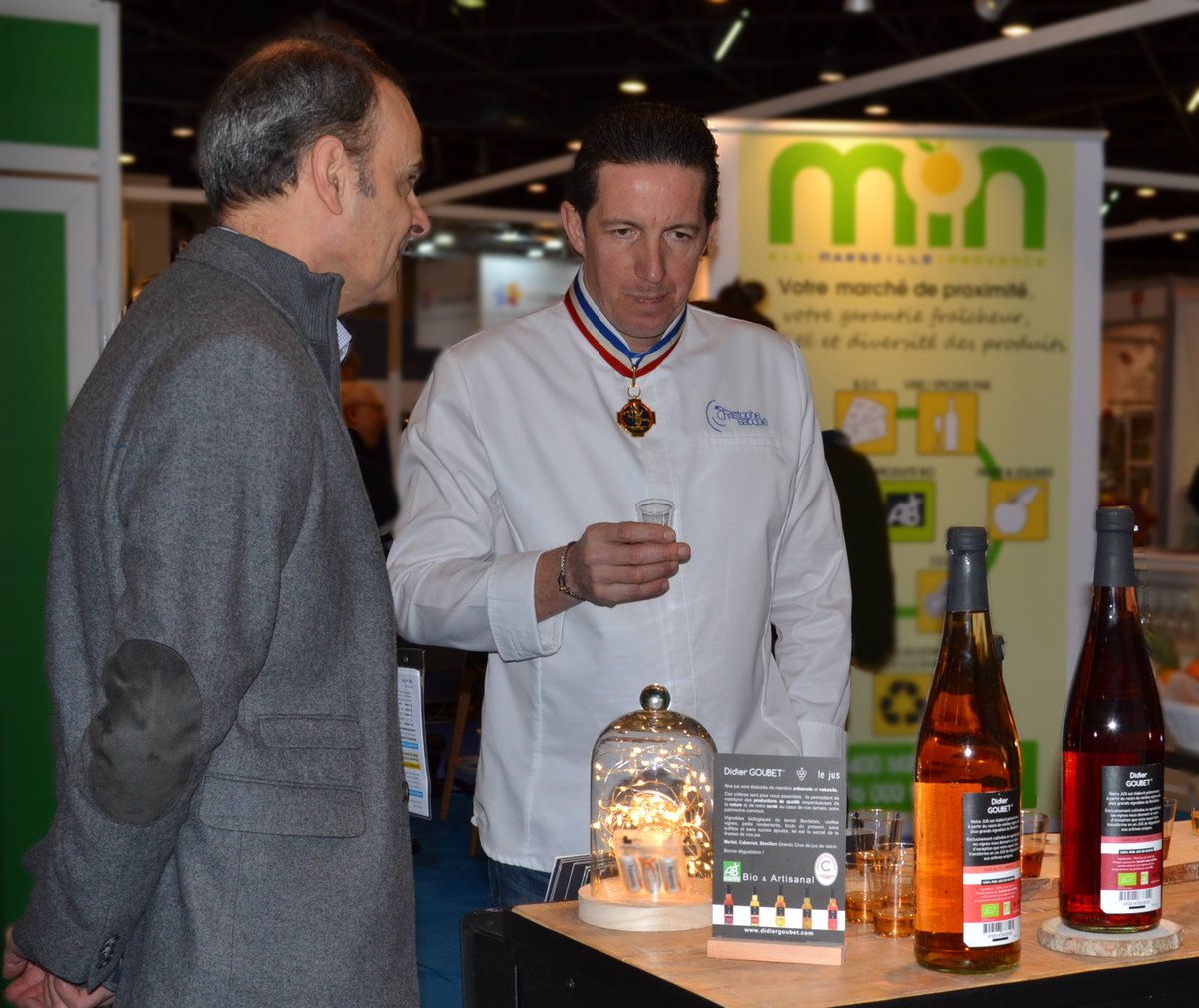 SecretTradition's tweet photo. #FoodinSud c’était trois jours de dégustation des jus de cépages, et de rencontres !
Merci aux organisateurs, au #CollegeCulinairedeFrance, aux Chefs et à tous les visiteurs de la part de l’équipe #lejus ! https://t.co/kqV0GjIvF6