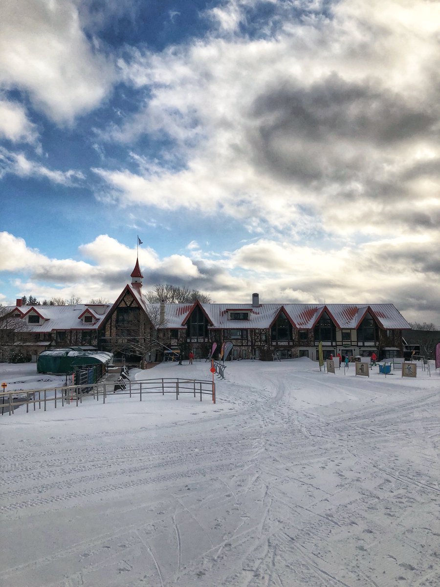 RT @Boyne_Highlands: We have fresh snow and a beautiful day. Happy Thursday! #BoyneHighlands #Fresh