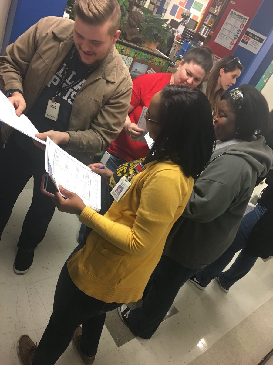 nestedlearning's tweet photo. Thank you @HGES_Roadrunner for inviting us to share the new and improved @AVID4College  #FousedNoteTaking with your teachers! #avidgisd @AVIDGISD https://t.co/s2LEppxHZd