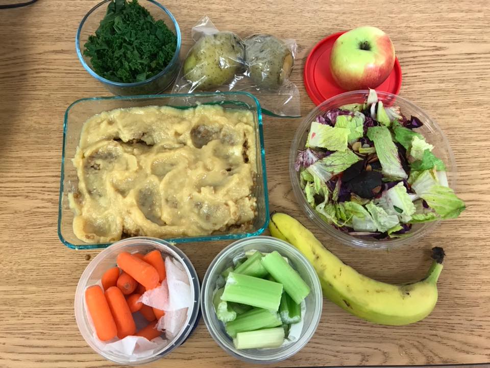 DrJSchumacher's tweet photo. What’s for #lunch? #StarchQueens Wellness soup over kamut grain for the main dish! Join us and #loseweight https://t.co/RzfMo5OBef

#plantbased  #plantpower #WeightLossChallenge #plantbaseddiet 
#plantpowered #wfpb #Veganuary #Veganuary2018 #weightloss  #weightlossjourney  #diet https://t.co/Vw7QbV0XMO
