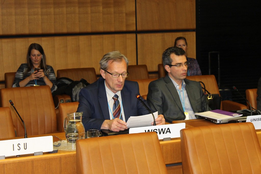GogoshNix's tweet photo. @WorldSpaceWeek Executive director presenting #WSW2017 Annual report to the #COPUOS https://t.co/ElEIfR2XB3