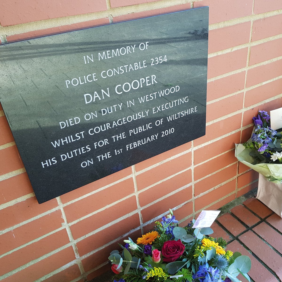 WiltspoliceDH's tweet image. Sometimes you just need to stop and remember. 8 years ago a great officer lost his life doing the job he loved.