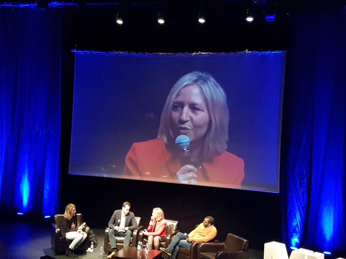 v_alonzi's tweet photo. #MK2018 "Donner du sens à nos projets urbains en mettant l'humain au centre et en impliquant le citoyen" @ChristineGrezes @MaddyKeynote @bymaddyness @Bouygues_C @GroupeBouygues https://t.co/56COfHdtyF