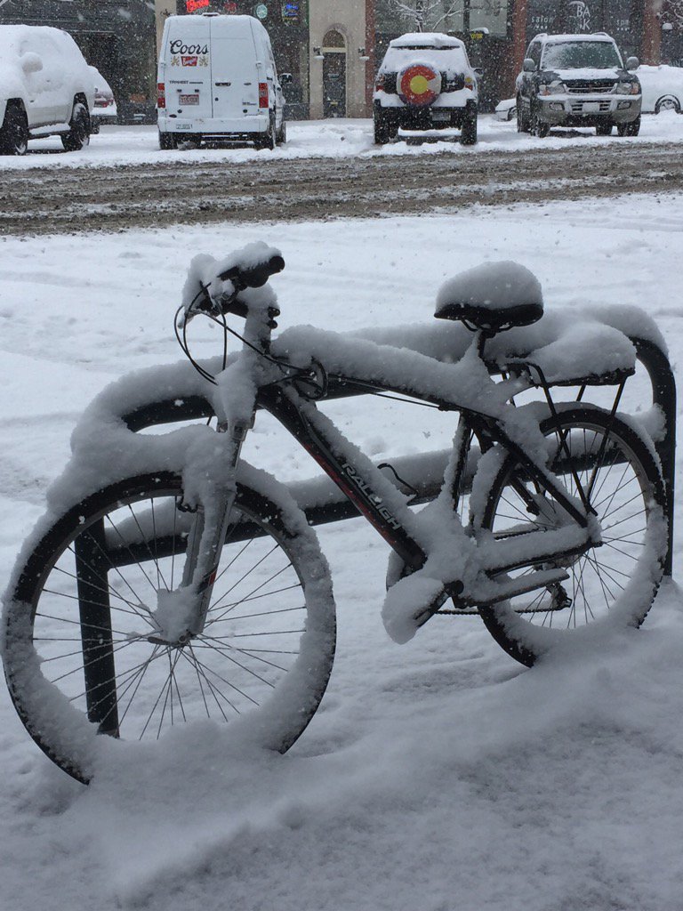 jimfalloon's tweet image. Wonder what State this picture was taken in. Hmm, if only there was a clue...