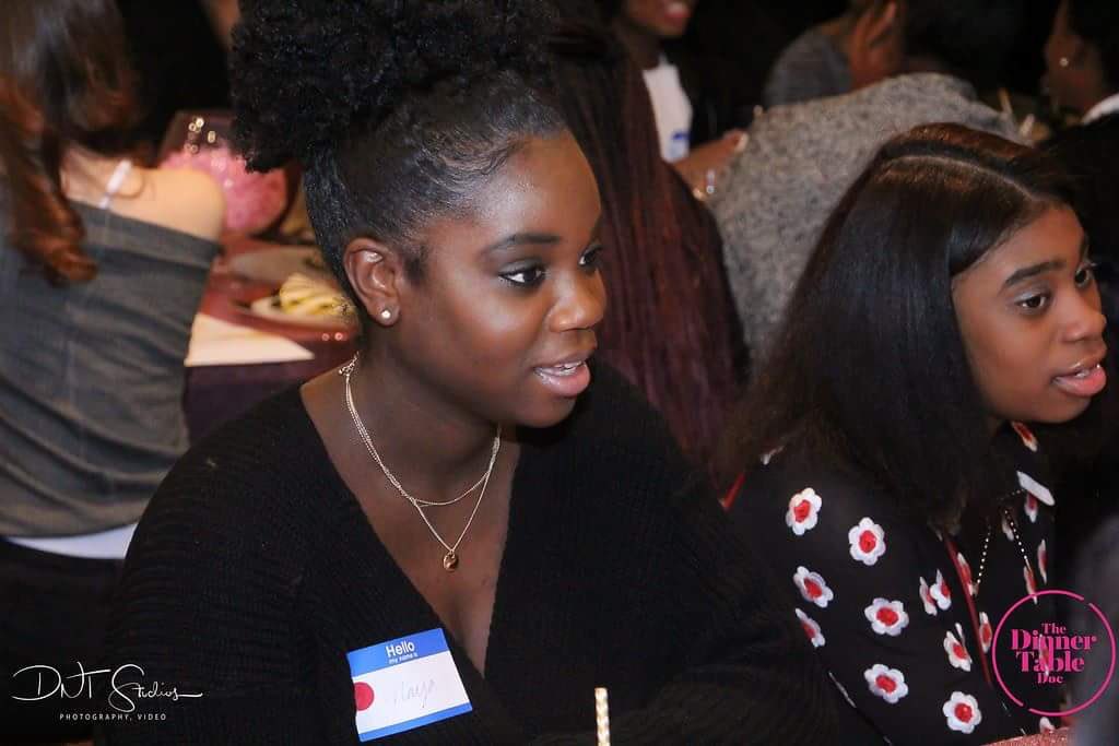 dinnertabledoc's tweet photo. โYou think youโre alone until you are in a room full of women like you and you hear your story come from someone elseโs lipsโ
#DinnerTableDoc #HotcombsNSundayDinners https://t.co/CjRrAOwc28