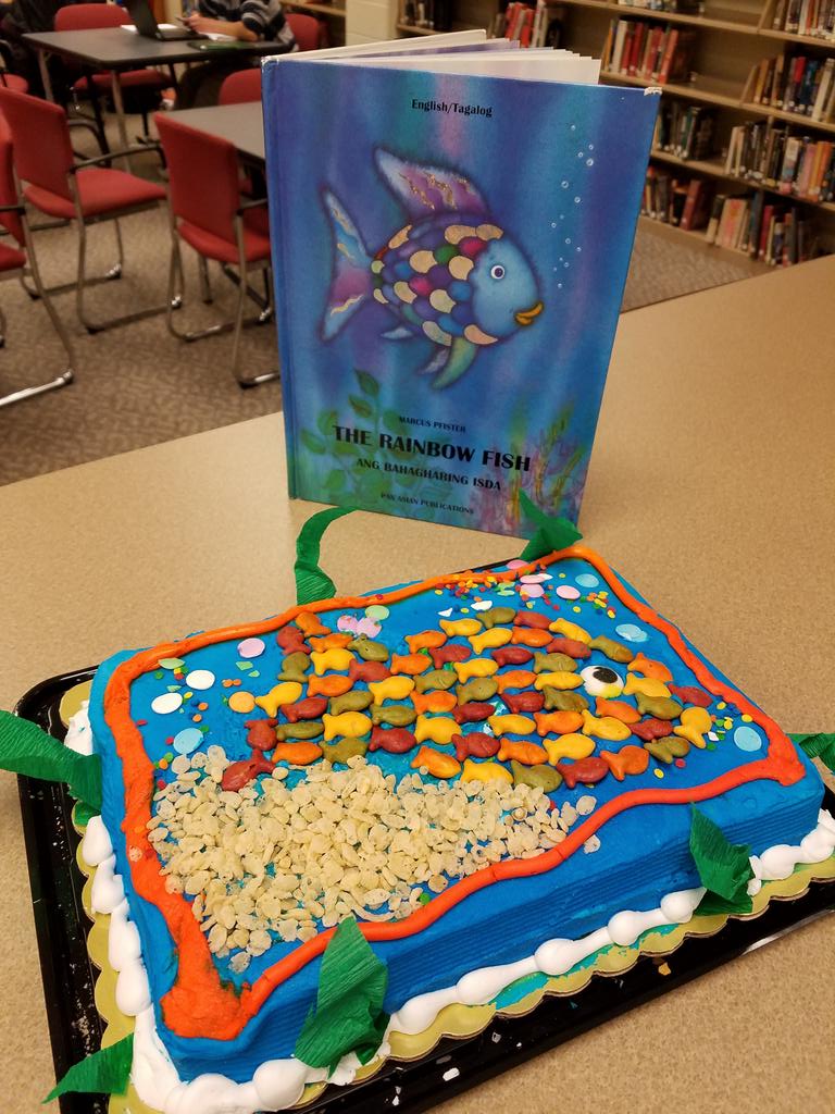 VickyMReads's tweet photo. #EdibleBook contest in the #IHHSLearningCommons entries due Feb 20- prizes for winners! #IHPROMISE @IHHSPrincipal @IHHS_AP @ihbravesad @IHSpiritClub @IHHSCounseling https://t.co/SlZqmrPCi3