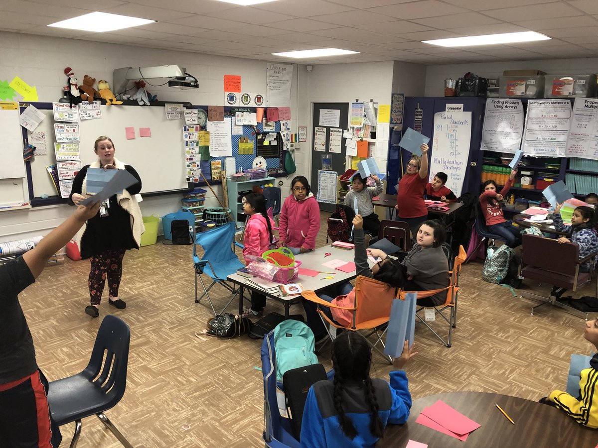 Having a blast in <a href="/StanfordsKids/">Jessica Stanford</a> class this morning as the students make discoveries while making their own fraction strips.