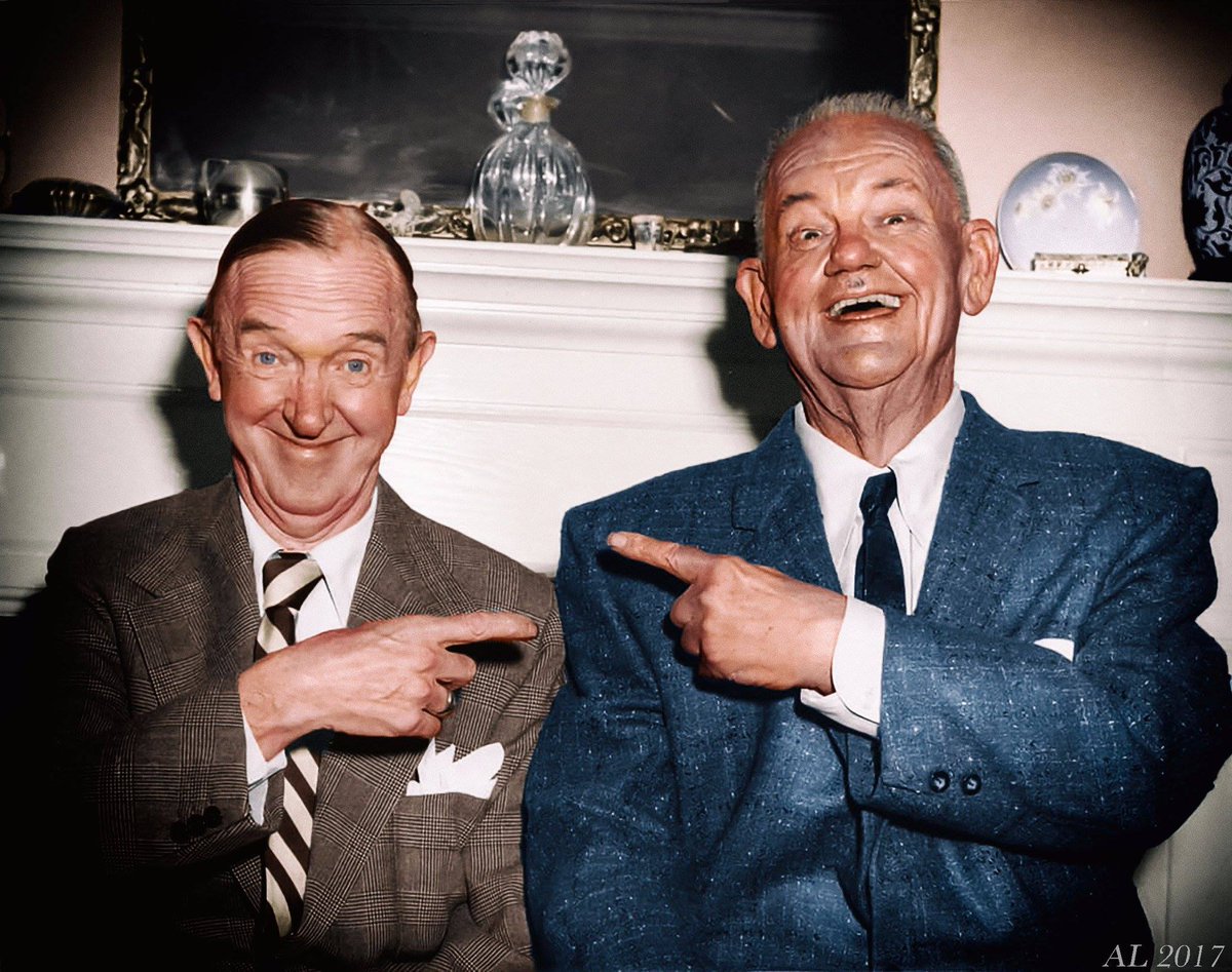 RT @Stan_And_Ollie: Laurel and Hardy's last ever photo shoot (1956) https://t.co/t4Qs1RpxVn