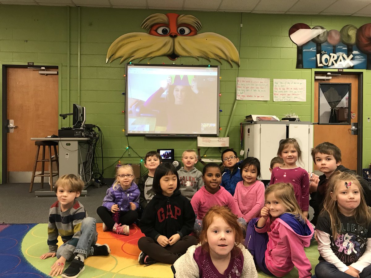 SaraMixon's tweet photo. Mrs. Crump’s kindergarten class loved chatting with @annaraffNYC today for #WRAD18 ! We ❤️ her artwork! @NJESpanthers #NJESReads https://t.co/XJPYihy2A1