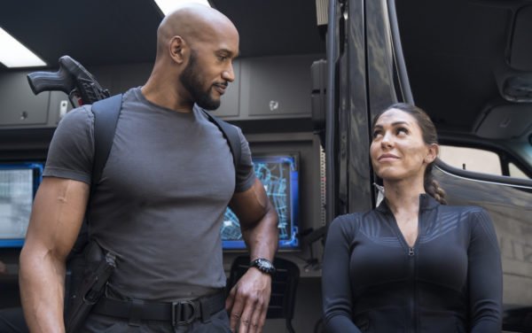 JPLime's tweet photo. Before the winter hiatus, what answers will we get this week about Mac and YoYo? Will one of them die? https://t.co/zM4IlRtaJl Catch up with @DrProfEsq on #AgentsofSHIELD and the #Multiverse in this wk's #JPLMagazine #TurtleMan https://t.co/hcbMkHLbmB