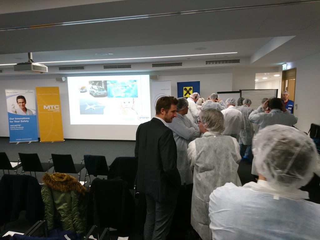 Poppy_GS1's tweet photo. Heute beim #innovationDay: #creatingIdeas
Brainstorming zu Themen wie #BigData #Digitalisierung #Medikation #Patientensicherheit #Prรคanalytik
Hosted by: #GreinerBioOneGmbH #MedizintechnikCluster #MTC https://t.co/oYl9wG2NV1