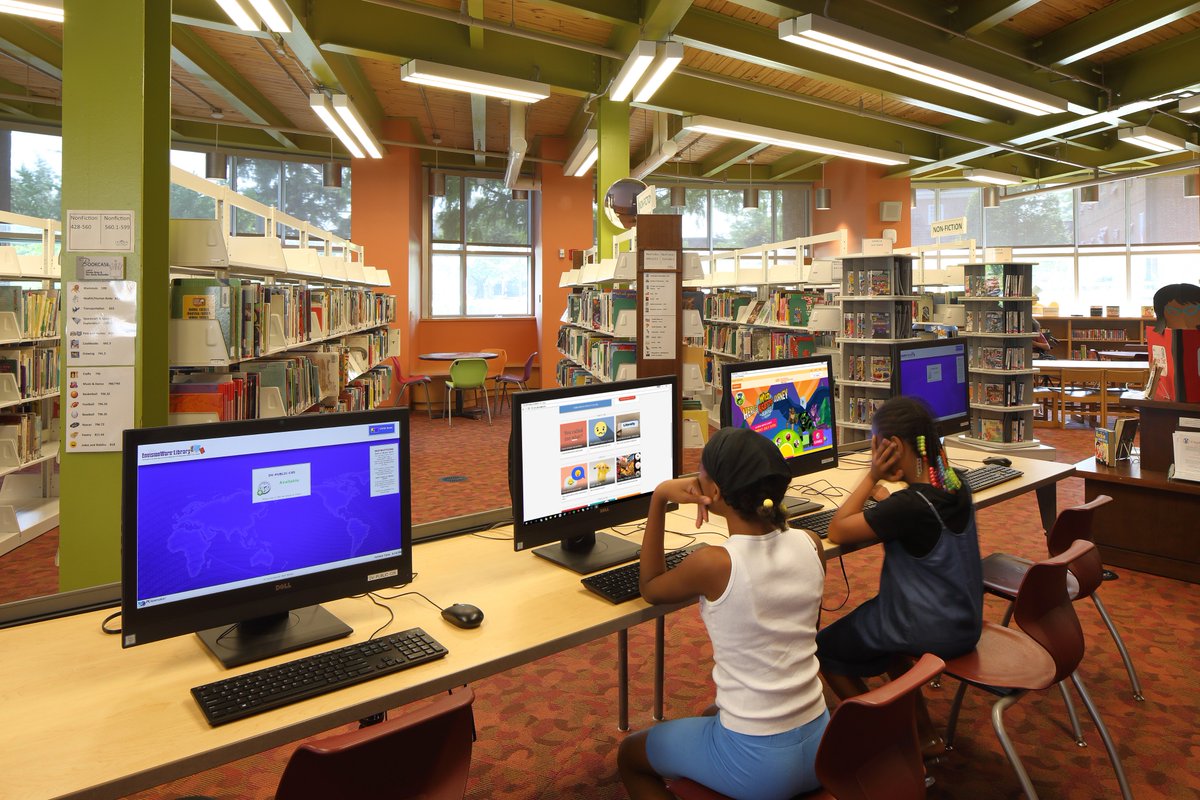 HolzmanMossBott's tweet photo. Read about our work at the Dover Public Library on the American Libraries Buyers Guide. #doverpubliclibrary #newconstruction #ala
https://t.co/OCIS1lqF7l https://t.co/0fioTQtiYe