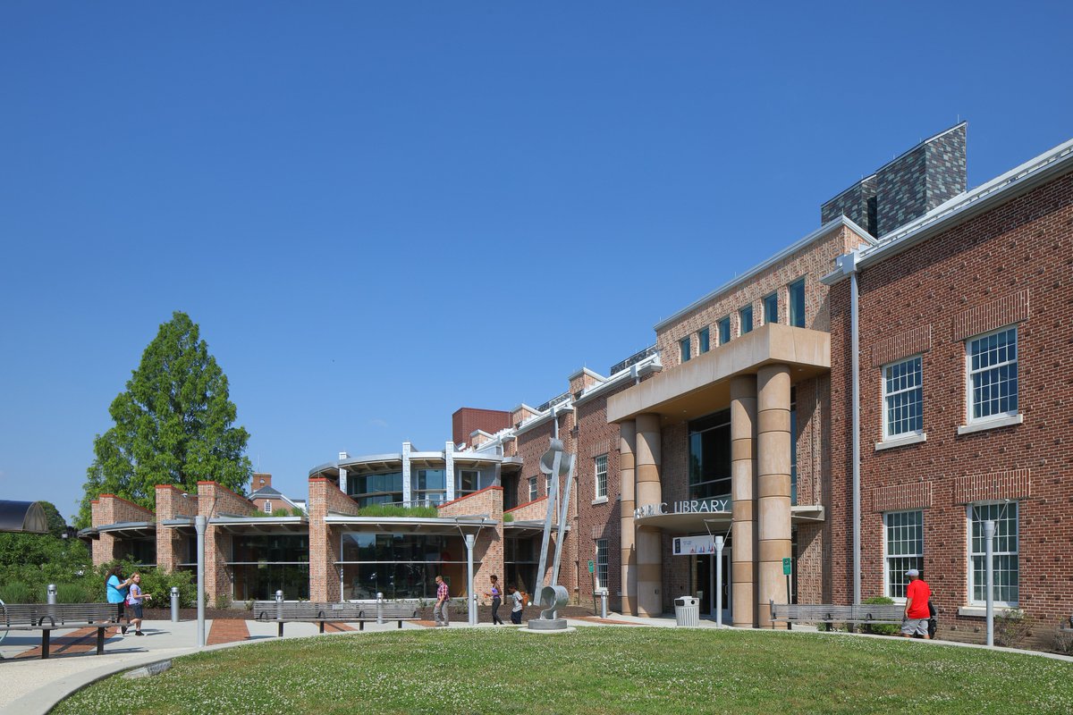 HolzmanMossBott's tweet photo. Read about our work at the Dover Public Library on the American Libraries Buyers Guide. #doverpubliclibrary #newconstruction #ala
https://t.co/OCIS1lqF7l https://t.co/0fioTQtiYe