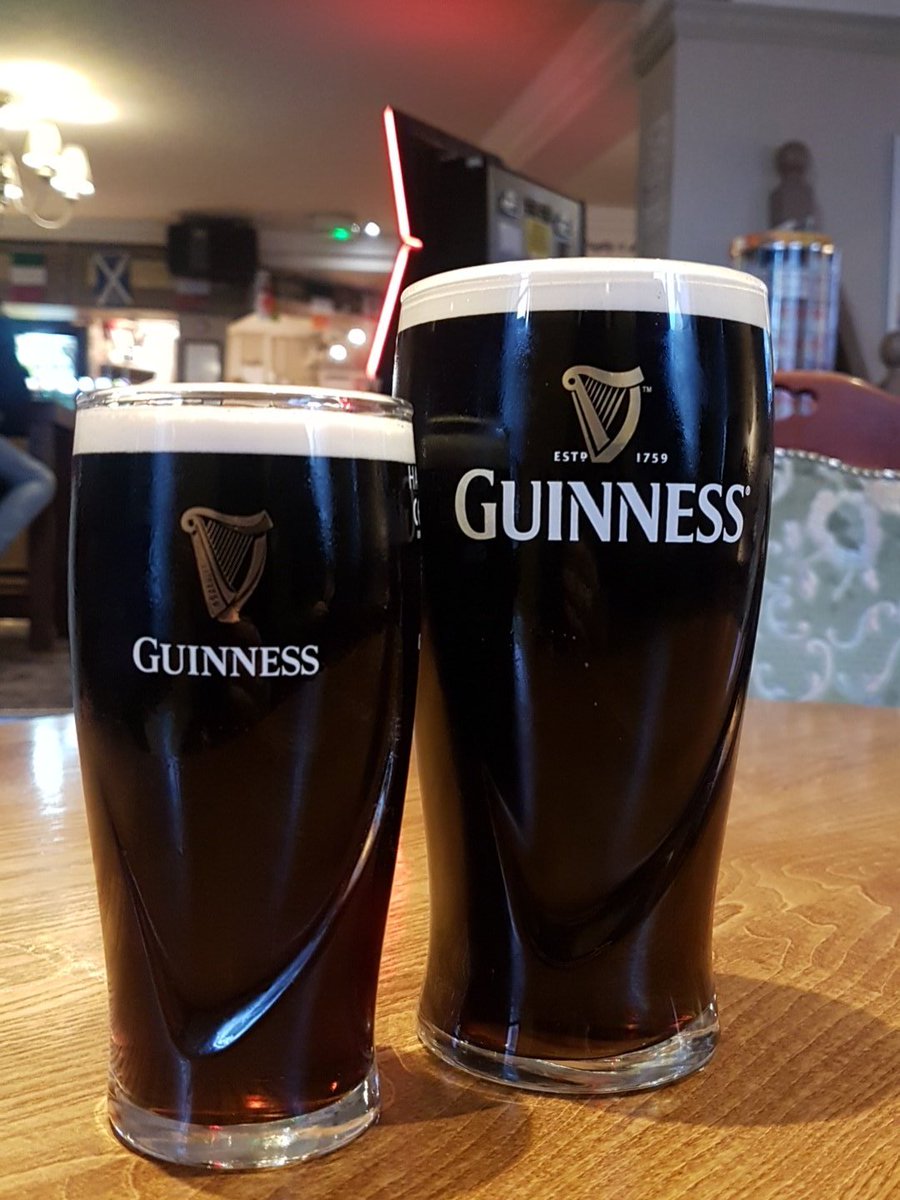 PubDogLE2's tweet photo. Hey
Allowed Inn
So @GuinnessIreland it is
#unioninn #hinckley #pubdog #ontour #dogfriendly #pubs #boxer #boxerdog #doggiedayout https://t.co/8l6hT2UjlY
