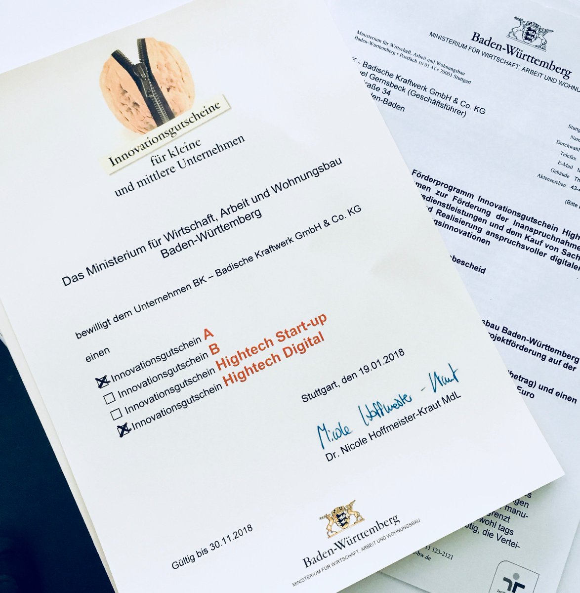 Ufs Ländle isch Verlass ! BK erhält HigheTech Digitalförderung vom Land Baden-Württemberg ,zur Entwicklung einer voll automatisierten Kraftwerks -Disposition speziell für kleine Dezentrale Anlagen. Damit wird unser #BentoNet noch effektiver.  Danke Ministerium für Wirtschaft BW !