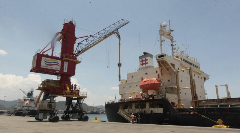 GRUPODEFISA's tweet photo. #NotiDEFISA "Exportaciones venezolanas alcanzaron mil millones de dólares en 2017" https://t.co/RJ1PJowGFR https://t.co/Se5WyNxrG4