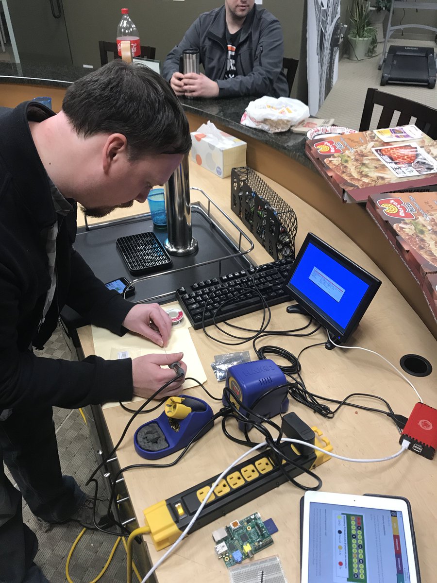 SixieFridge's tweet photo. got an upgrade last night during the #IOTStudyHall, love my new temp sensor, it’s a chilly 3.3 degrees Celsius and the beer pours great https://t.co/qBE9ULnQzq