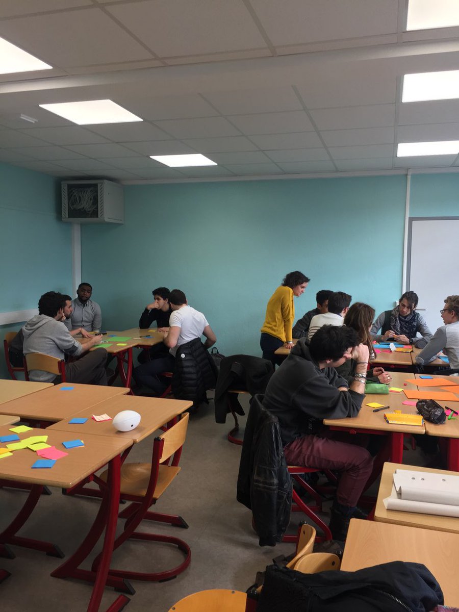 #hackathon Comment mieux valoriser les idées des collaborateurs ? Les ateliers continuent pour les étudiants <a href="/IMTMinesAles/">IMT Mines Alès</a> ! Entre partage d'expérience des experts <a href="/CaissepargneLR/">Caisse d'Epargne Languedoc-Roussillon</a> et créativité, les idées fusent🚀 #innovation