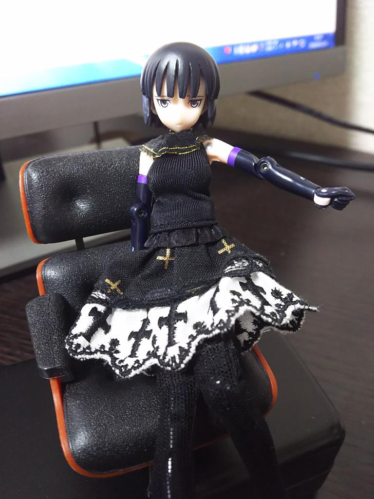 スト楽 茶 武装神姫 おはようございます ジールベルンさんにお洋服着せてみました 黒い服も白い服もどっちも似合いますな スト楽 茶 武装神姫 おはようございます ジールベルンさんにお洋服着せてみました 黒い服も白い服もどっちも似合いますな