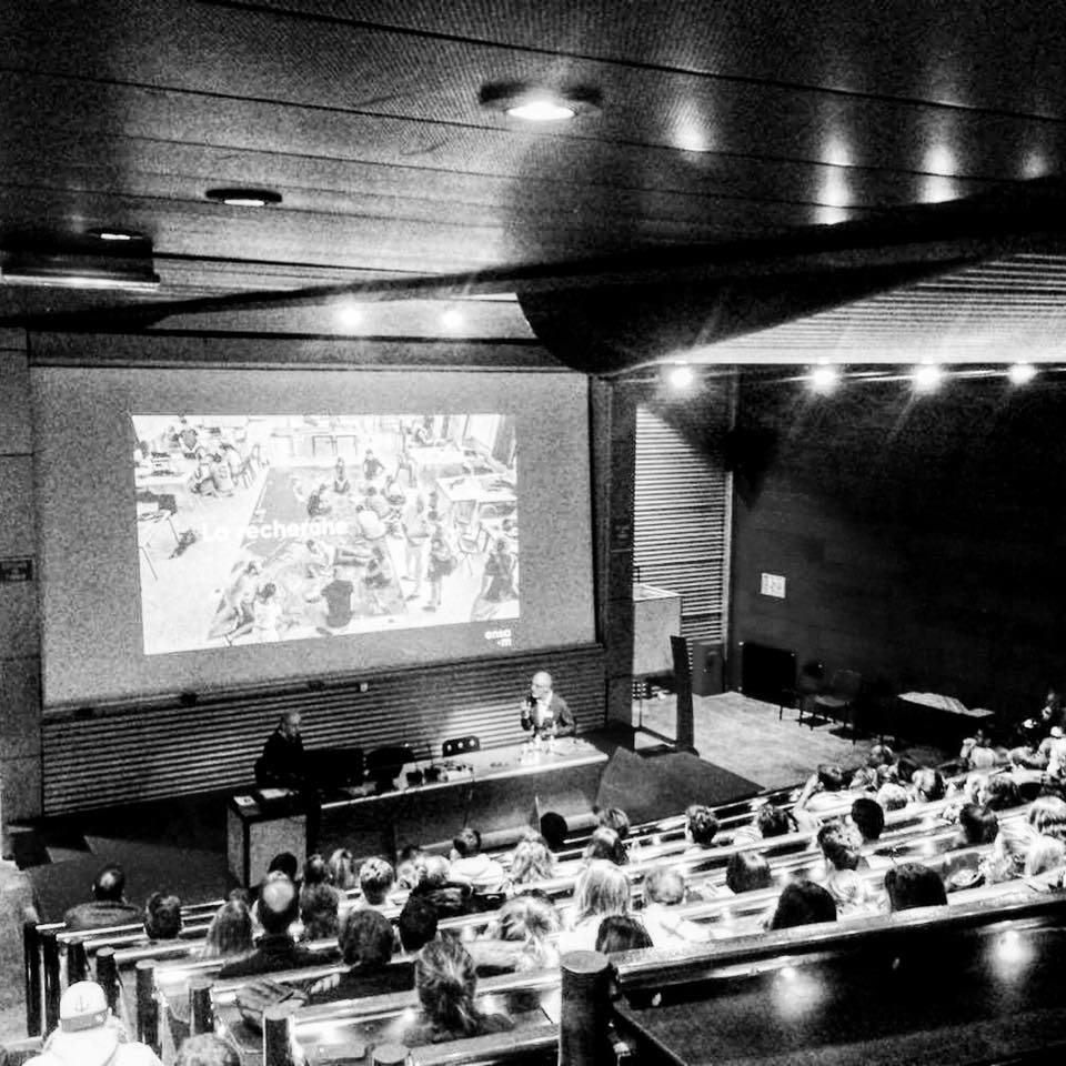 _UNEAP's tweet photo. Début des Journées Portes Ouvertes pour les ENSA. L'UNEAP était présente aujourd'hui à l'@EnsaMarseille et à l'@ENSASE_officiel !
A bientôt dans vos écoles !
#teamArchi #teamPaysage #UNEAP #JPO #étudiants https://t.co/ReCrAjFVCD