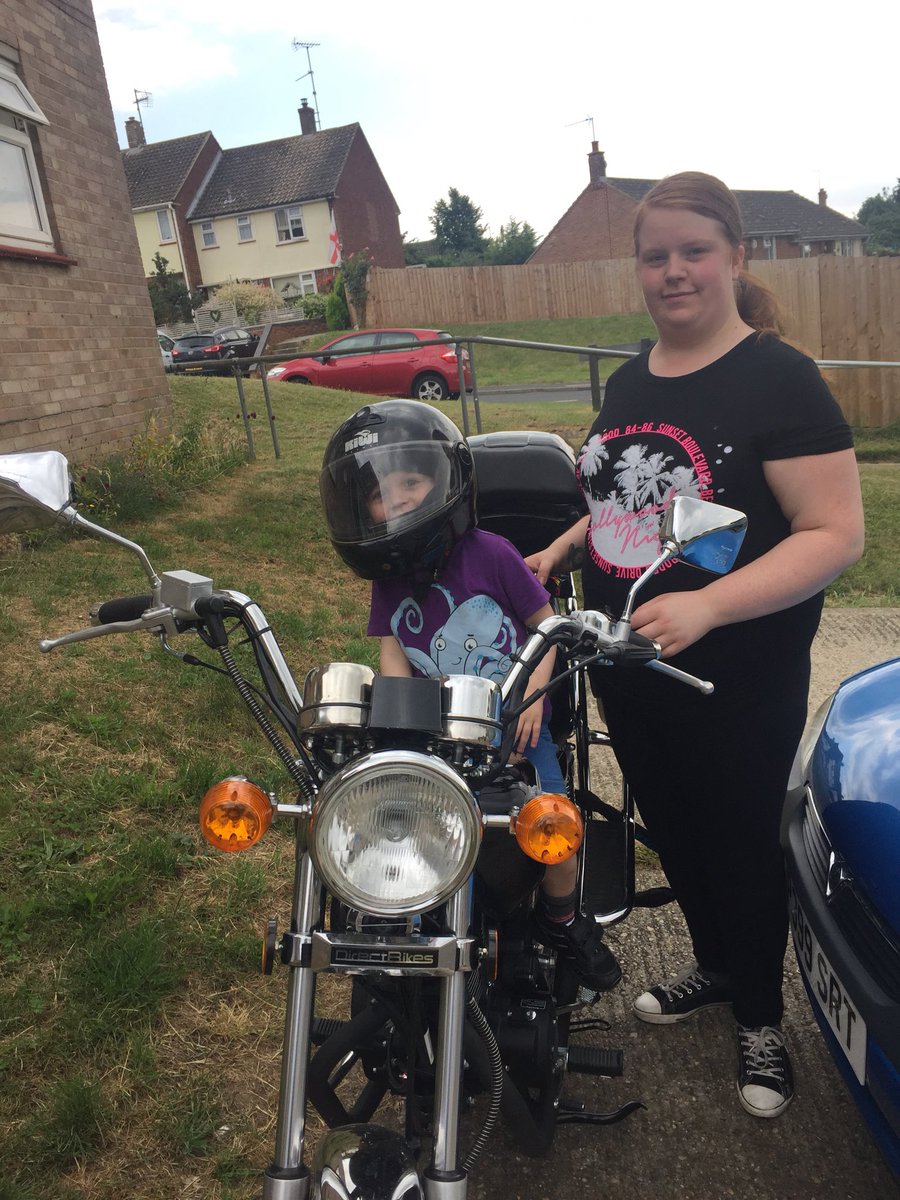 Michael52984007's tweet photo. @fjamie013 can you edit this to make my gf ride the bike https://t.co/Addq6ezmlS