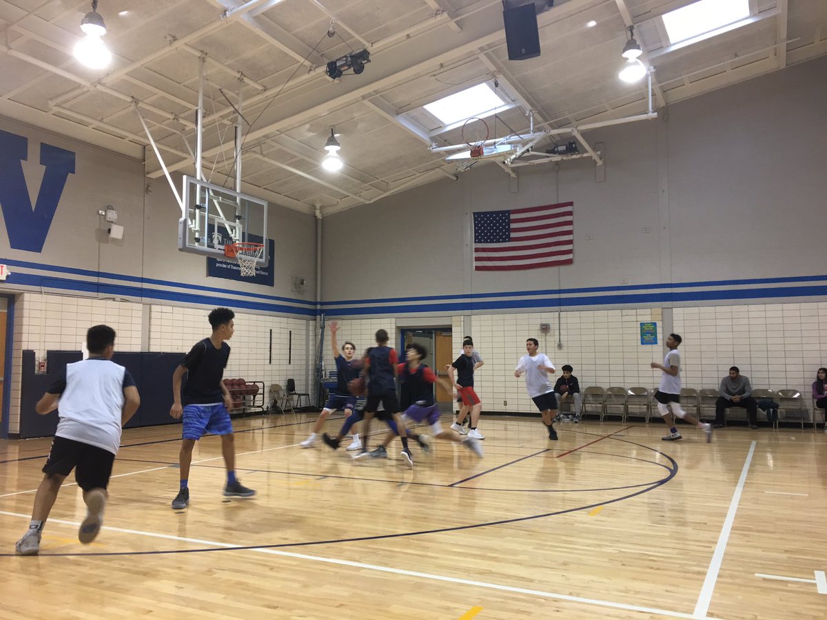 jenbrethour's tweet photo. Saturday morning @WRidgeMS ... basketball and robotics. I love my Wildcats! Our Ts and sponsors are Champions! #schoolinvolvement https://t.co/AT3WCYGDSm