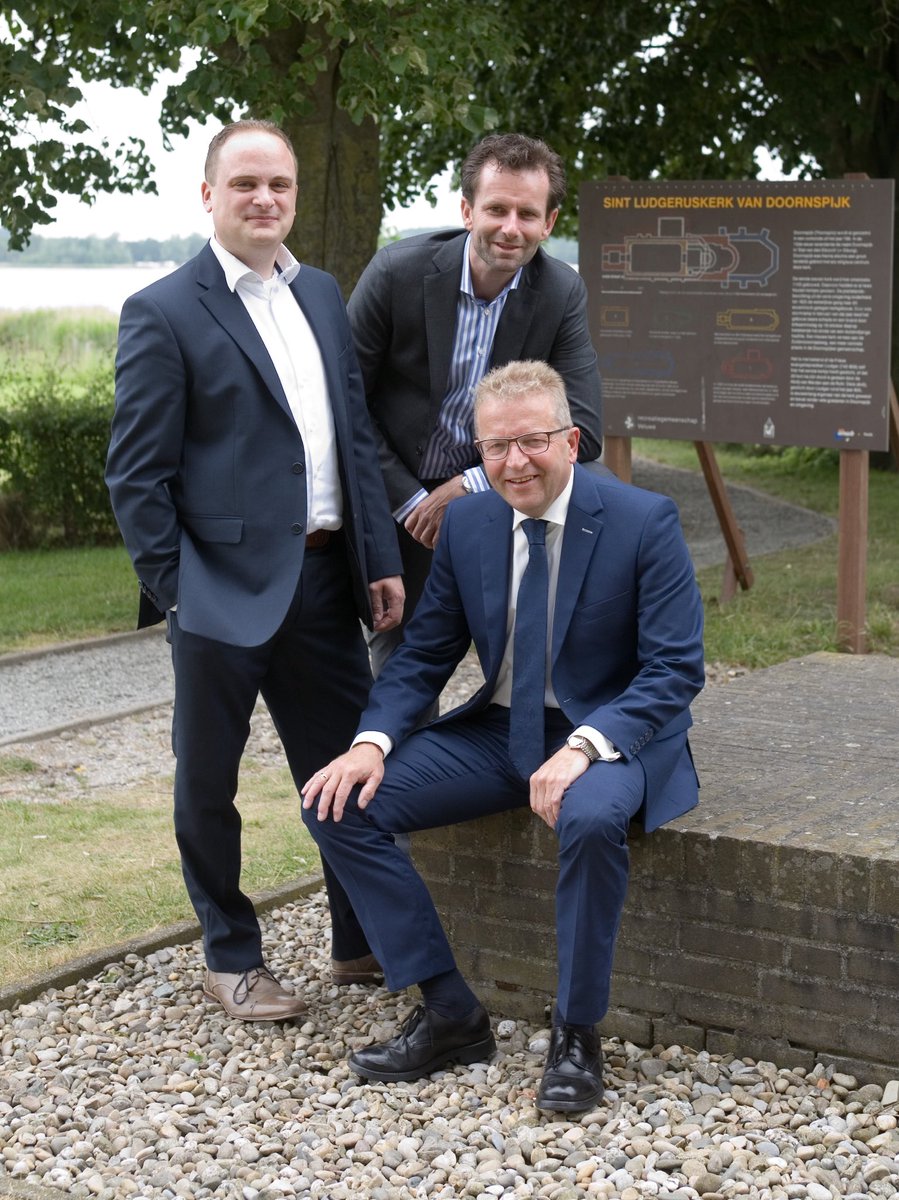 Maandagavond a.s. is de SGP fractie in dorpshuis De Deel om haar vergadering te houden. 
Als u vragen of suggesties hebt, kom gewoon langs. Uw input is voor ons van wezenlijk belang!
Van harte welkom vanaf 20.30u
Voor een hapje en een drankje wordt gezorgd!
#meedenken
#meedoen