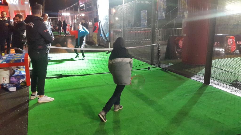 OpenBlotRennes's tweet photo. Du Mini Tennis au @staderennais ! 🎾 Faîtes comme #Ermining et venez taper la balle ! #ODR2018 #openderennes #staderennais #Tennis https://t.co/EwN6QsBJDf
