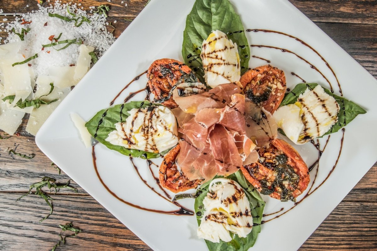 unityhealthplan's tweet photo. Parmesan or mozzarella? How will you be getting your dose of calcium on #CheeseLoversDay? https://t.co/tQ316sxpR0